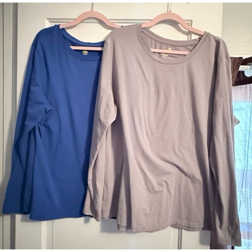 2 pair under scrub tops